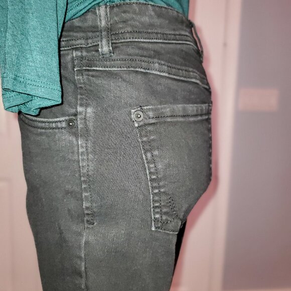 INC Bootleg Jeans Curvy Fit   Sz 0=Sz 4 - Picture 5 of 15